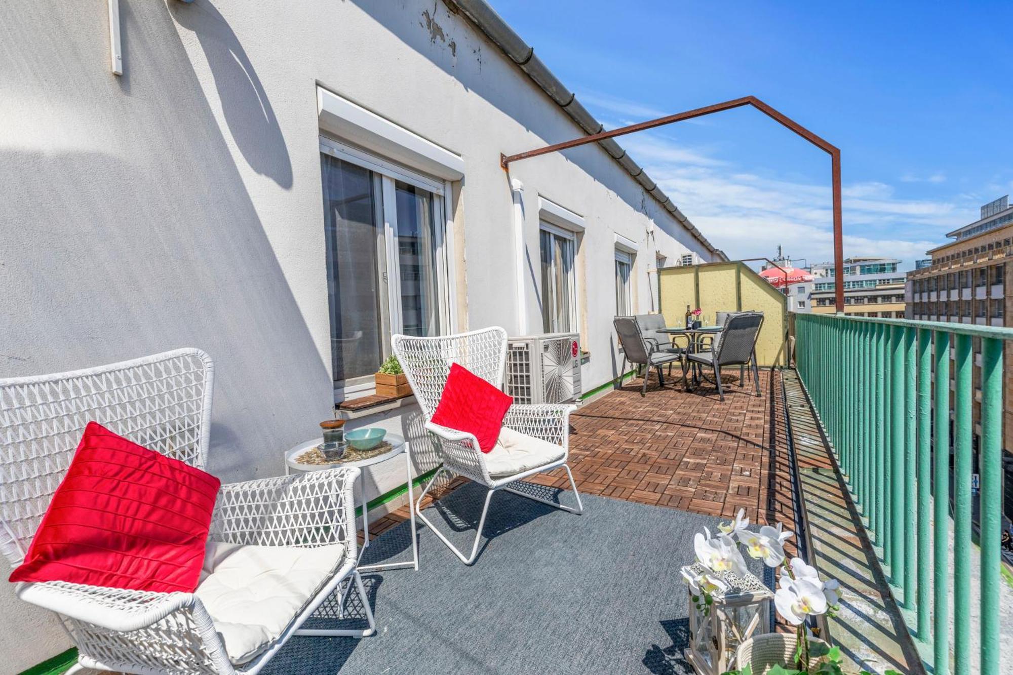 Heart Of The City Center 2 Rooms By Zazi Bratislava Exterior foto